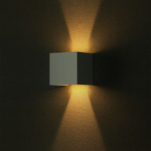 LAMPADA LED DA MURO DOPPIO LED COB 5W 140LM/W BIANCA REGOLABILE 3000K IP65 – V-TAC VT-759-W
